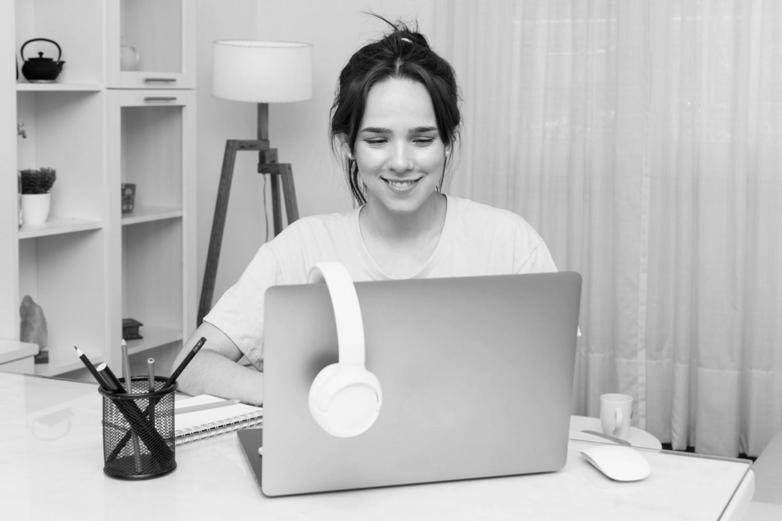 Reflective moment during money mindset session